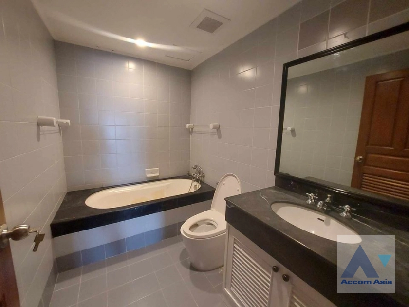 20  3 br Condominium For Rent in Sukhumvit ,Bangkok BTS Phrom Phong at Le Raffine Sukhumvit 24 AA40245