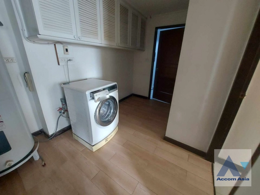 23  3 br Condominium For Rent in Sukhumvit ,Bangkok BTS Phrom Phong at Le Raffine Sukhumvit 24 AA40245