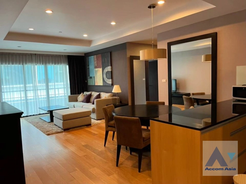 unit 2 Bedrooms  Condominium For Rent & Sale in Sathorn, Bangkok  near BTS Sala Daeng - MRT Lumphini (AA40257)