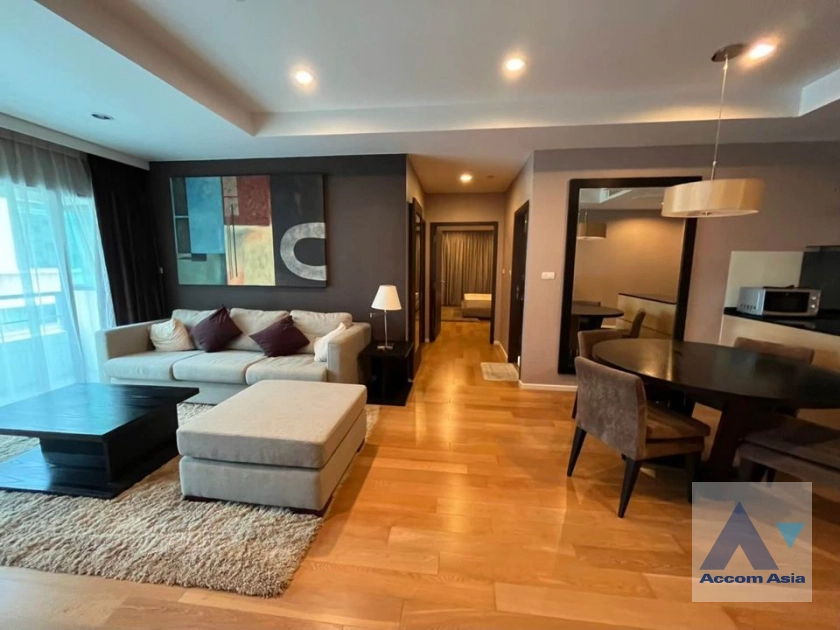 unit 2 Bedrooms  Condominium For Rent & Sale in Sathorn, Bangkok  near BTS Sala Daeng - MRT Lumphini (AA40257)