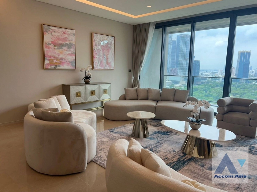  1  3 br Condominium For Rent in Ploenchit ,Bangkok BTS Ratchadamri at The Residences at Sindhorn Kempinski Hotel Bangkok AA40261