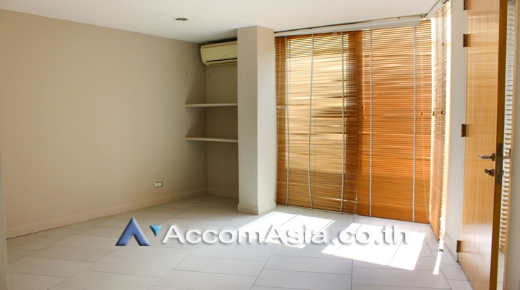 5  2 br Townhouse for rent and sale in Sathorn ,Bangkok BTS Chong Nonsi - MRT Khlong Toei at The Loft 55449