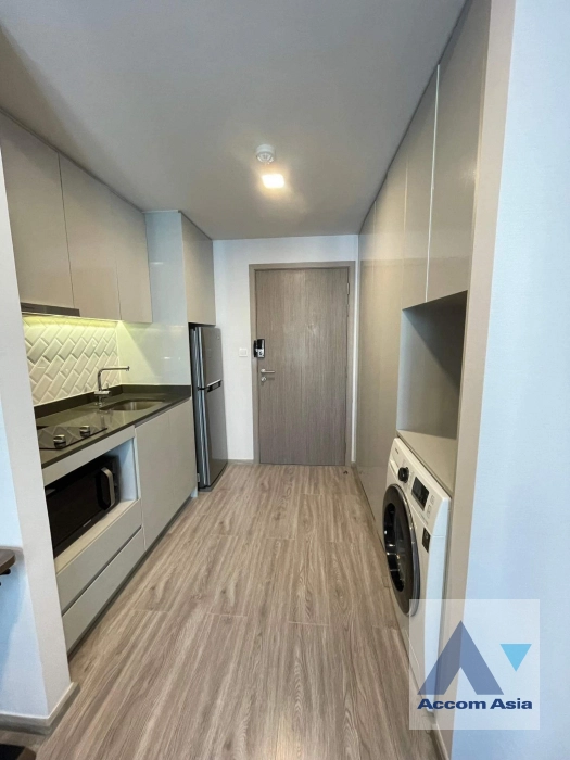 unitFully Furnished |  1 Bedroom  Condominium For Sale in ,   near BTS Ratchathewi (AA40269)