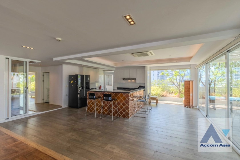 8  2 br Apartment for rent and sale in Sukhumvit ,Bangkok BTS Asok at The Truly Beyond AA40274