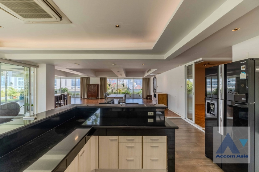 9  2 br Apartment for rent and sale in Sukhumvit ,Bangkok BTS Asok at The Truly Beyond AA40274