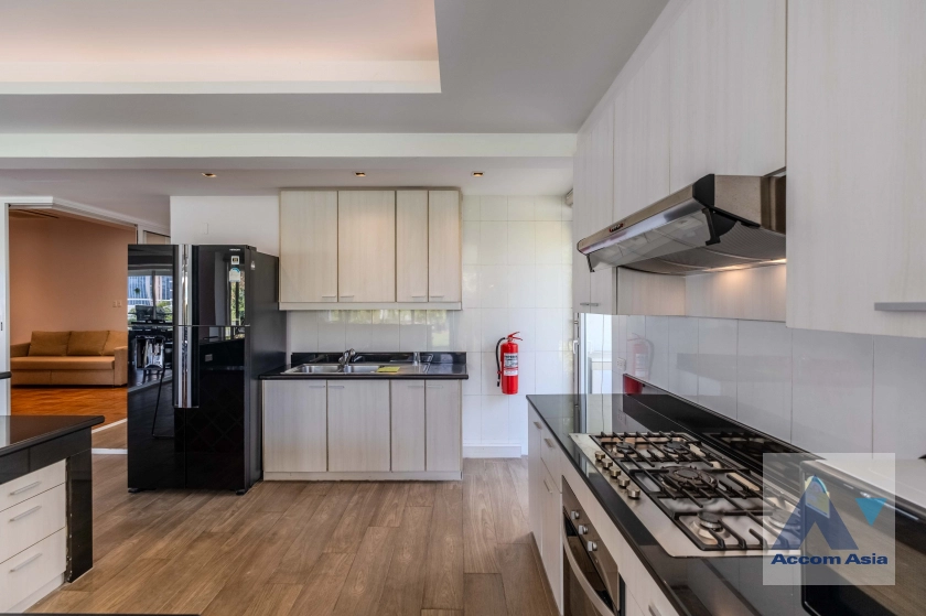 10  2 br Apartment for rent and sale in Sukhumvit ,Bangkok BTS Asok at The Truly Beyond AA40274