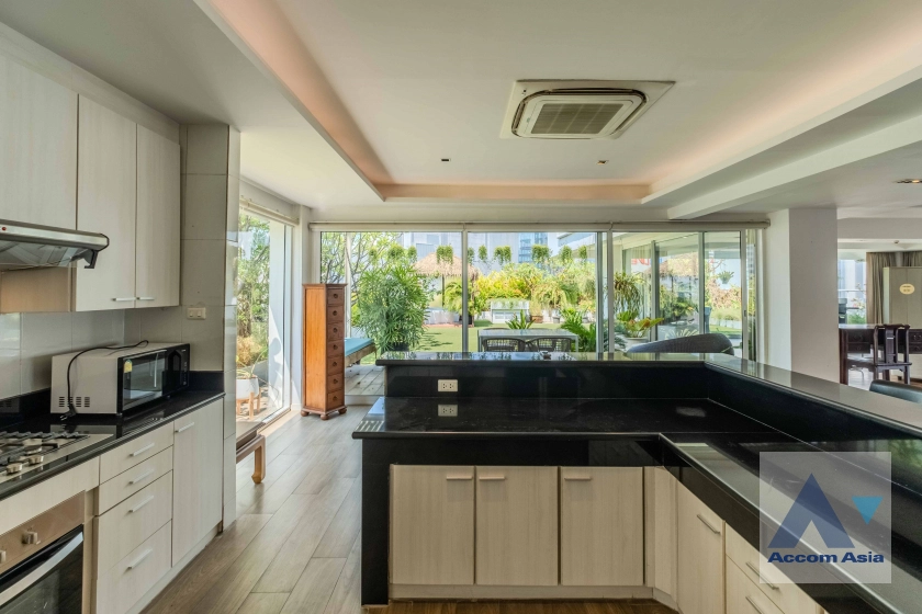 11  2 br Apartment for rent and sale in Sukhumvit ,Bangkok BTS Asok at The Truly Beyond AA40274