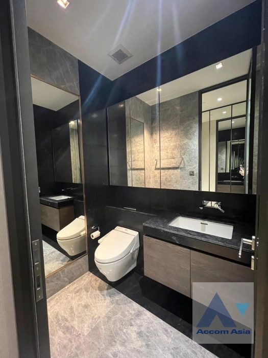 7  2 br Condominium for rent and sale in Ploenchit ,Bangkok BTS Chitlom at 28 Chidlom AA40276