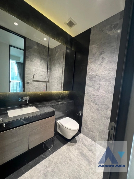 9  2 br Condominium for rent and sale in Ploenchit ,Bangkok BTS Chitlom at 28 Chidlom AA40276