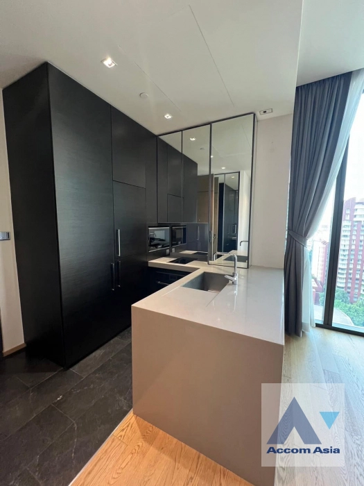  1  2 br Condominium for rent and sale in Ploenchit ,Bangkok BTS Chitlom at 28 Chidlom AA40276