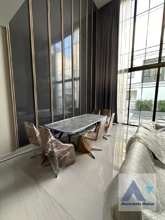 6  4 br House for rent and sale in Pattanakarn ,Bangkok ARL Ban Thap Chang at Malton Gates - Krungthep Kreetha AA40282