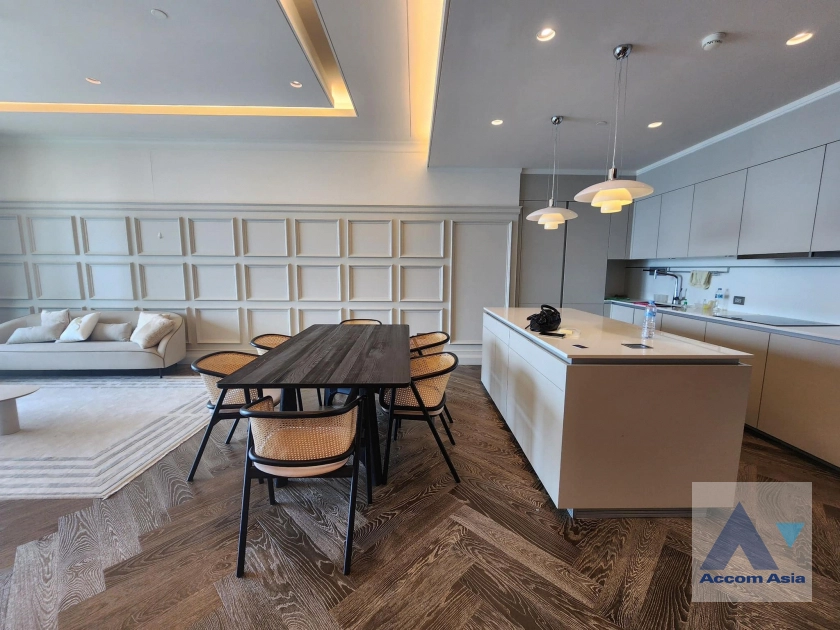  1  2 br Condominium For Sale in Ploenchit ,Bangkok BTS Chitlom at The Residences at Sindhorn Kempinski Hotel Bangkok AA40285