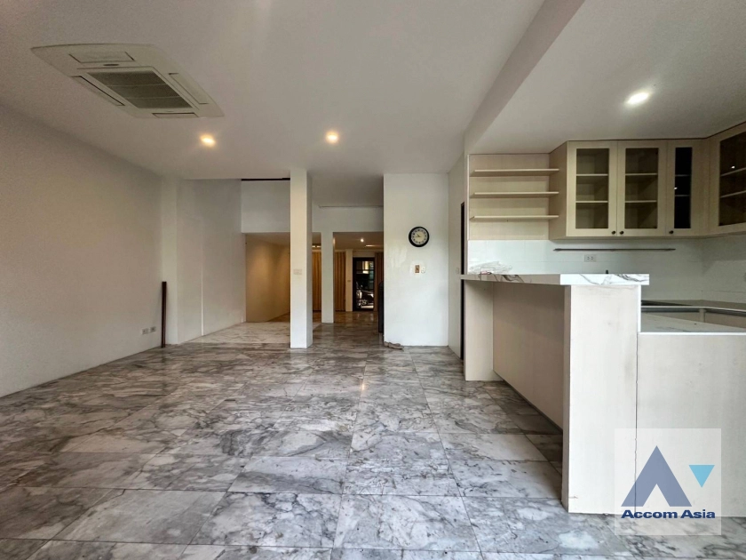  1  3 br Townhouse for rent and sale in Sukhumvit ,Bangkok BTS Phra khanong at Tara Mansion AA40286