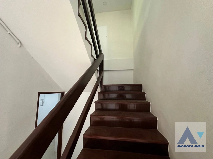 8  3 br Townhouse for rent and sale in Sukhumvit ,Bangkok BTS Phra khanong at Tara Mansion AA40286