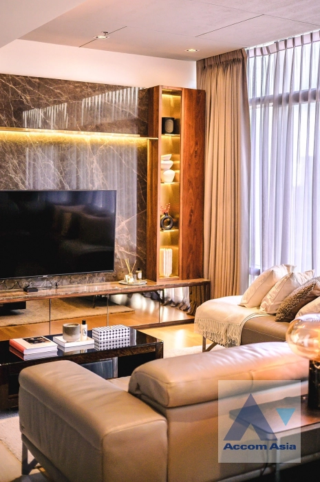  1  2 br Condominium for rent and sale in New Phetchaburi ,Bangkok MRT Phetchaburi at Circle Living Prototype AA40287