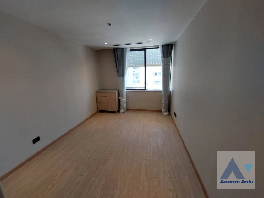 5  3 br Apartment for rent and sale in Sathorn ,Bangkok BTS Chong Nonsi - BRT Sathorn at Children Dreaming Place - Garden AA40288