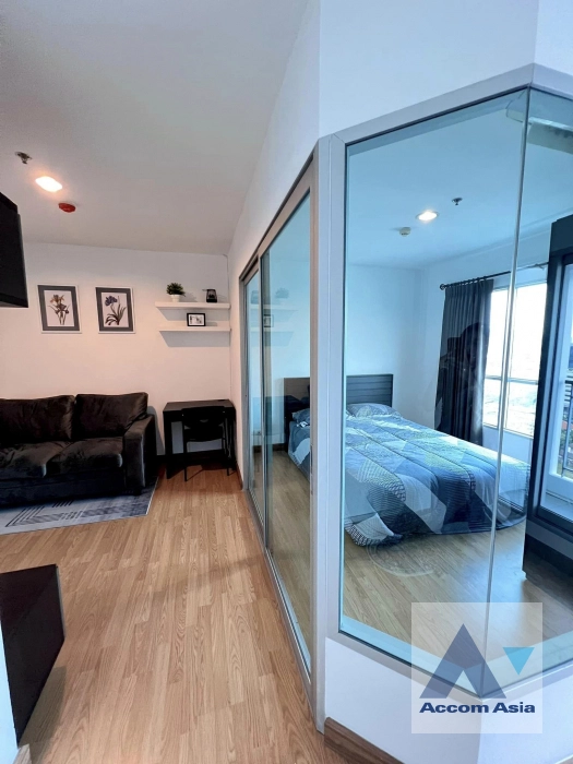 unit 1 Bedroom  Condominium For Rent in Sukhumvit, Bangkok  near BTS Ekkamai (AA40299)