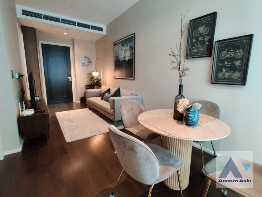 unit 1 Bedroom  Condominium For Rent in Sukhumvit, Bangkok  near BTS Phrom Phong (AA40315)