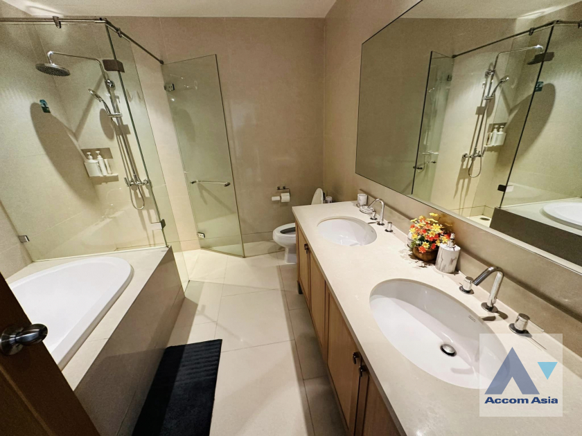 12  1 br Condominium For Rent in Sukhumvit ,Bangkok BTS Phrom Phong at The Emporio Place AA40325