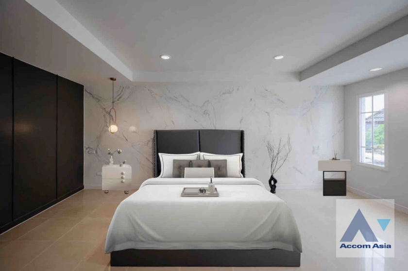 23  5 br House for rent and sale in Ratchadaphisek ,Bangkok MRT Lat Phrao at Busarakum Place AA40327