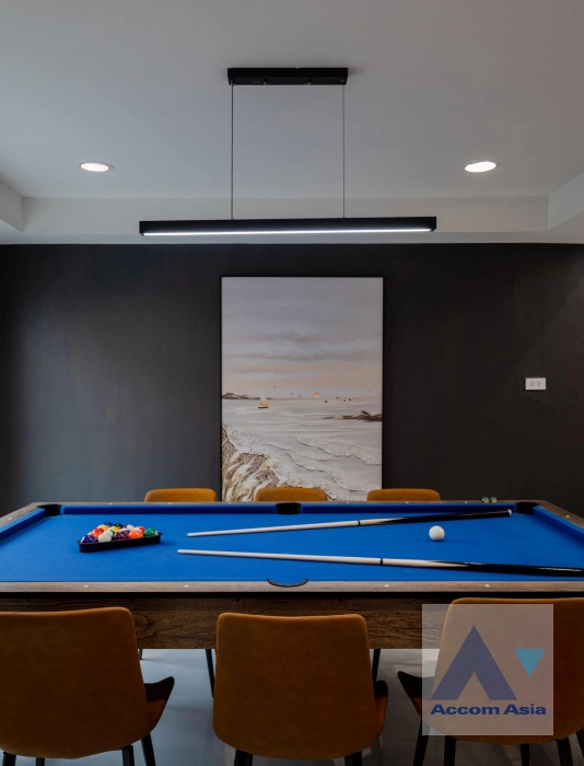 16  5 br House for rent and sale in Ratchadaphisek ,Bangkok MRT Lat Phrao at Busarakum Place AA40327