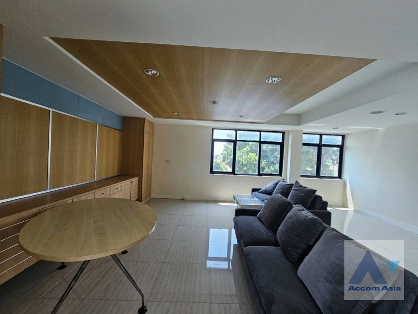 5  Office Space For Rent in Phaholyothin ,Bangkok  AA40333