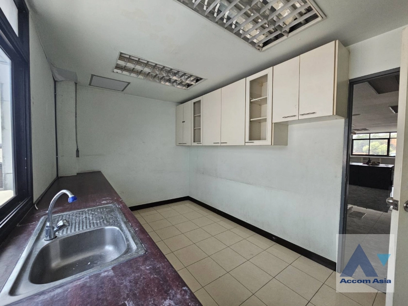 9  Office Space For Rent in Phaholyothin ,Bangkok  AA40333