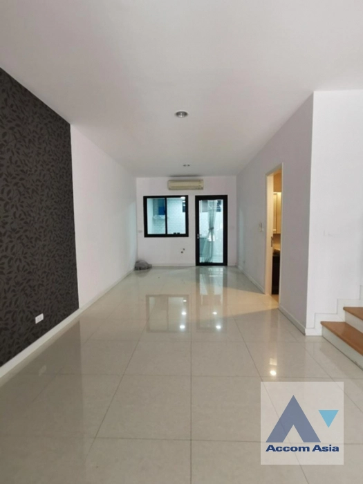  1  4 br Townhouse for rent and sale in Sathorn ,Bangkok  at Flora Marigold AA40352