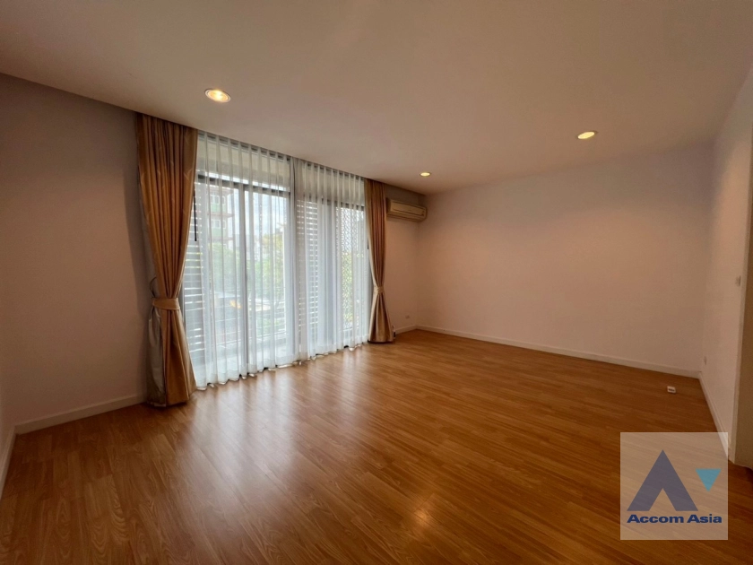 9  4 br Townhouse For Rent in Sathorn ,Bangkok  at Flora Marigold AA40352