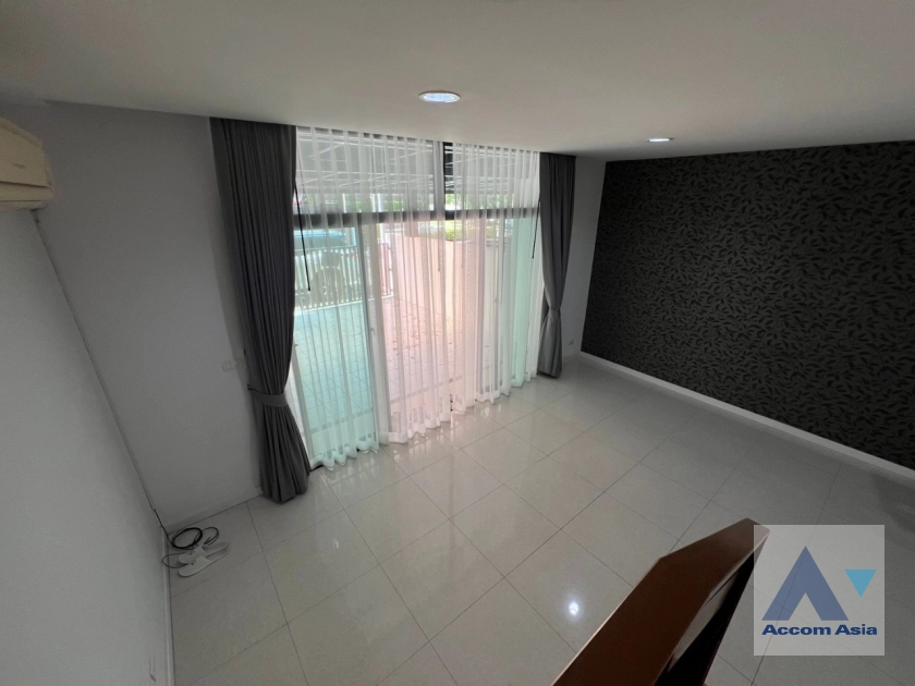  Flora Marigold Townhouse  4 Bedroom for Sale & Rent   in Sathorn Bangkok