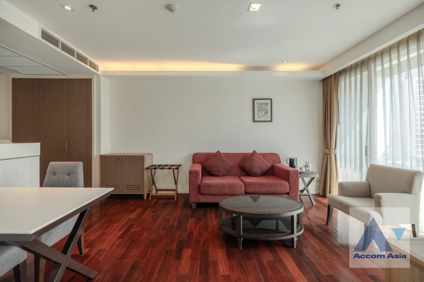 unit 1 Bedroom  Apartment For Rent & Sale in Sukhumvit, Bangkok  near BTS Asok - MRT Sukhumvit (AA40355)