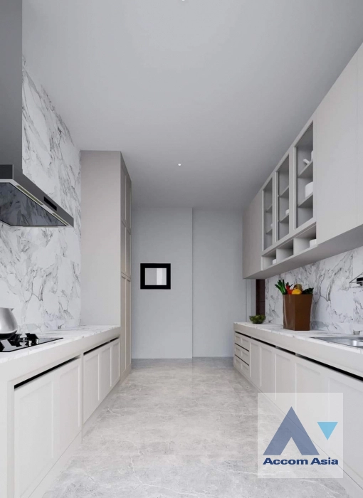 unit 6 Bedrooms  House For Sale in Pattanakarn, Bangkok  (AA40373)