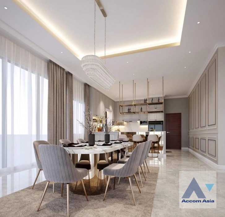 unit 6 Bedrooms  House For Sale in Pattanakarn, Bangkok  (AA40373)