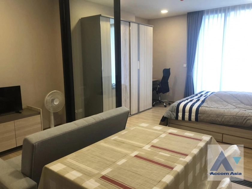  1 Bedroom  Condominium For Rent in Phaholyothin, Bangkok  near BTS Phaya Thai (AA40379)