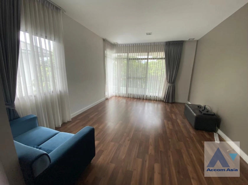 10  4 br House for rent and sale in Pattanakarn ,Bangkok ARL Ban Thap Chang at Manthana Onnut–Wongwaen 4 AA40385