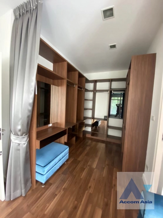 15  4 br House for rent and sale in Pattanakarn ,Bangkok ARL Ban Thap Chang at Manthana Onnut–Wongwaen 4 AA40385