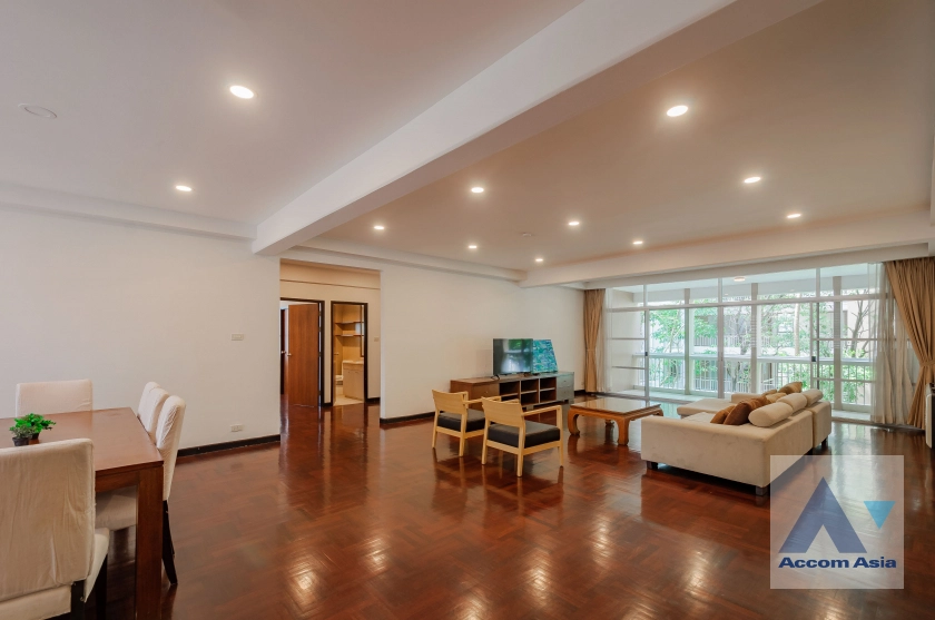4  3 br Apartment for rent and sale in Sukhumvit ,Bangkok BTS Asok - MRT Sukhumvit at Easy to access BTS Skytrain AA40386