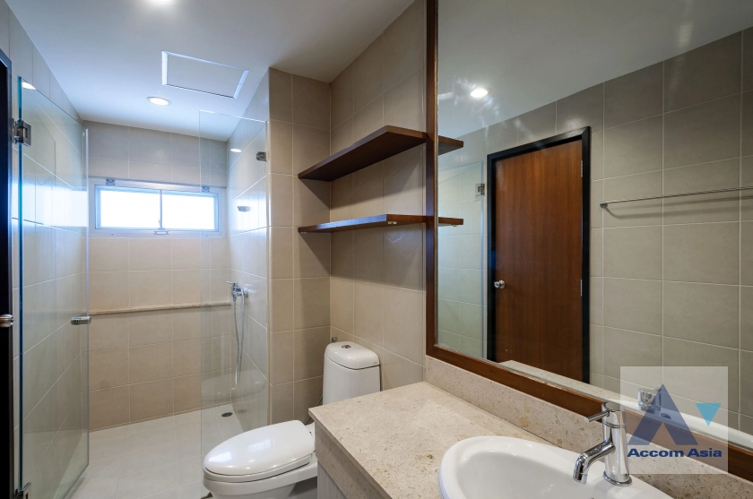 14  3 br Apartment for rent and sale in Sukhumvit ,Bangkok BTS Asok - MRT Sukhumvit at Easy to access BTS Skytrain AA40386