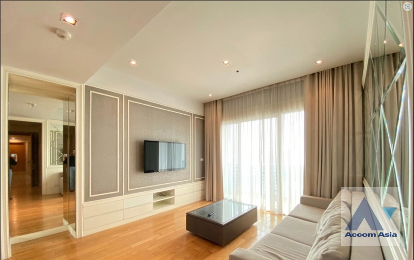  2 Bedrooms  Condominium For Rent in Sukhumvit, Bangkok  near BTS Asok - MRT Sukhumvit (AA40387)