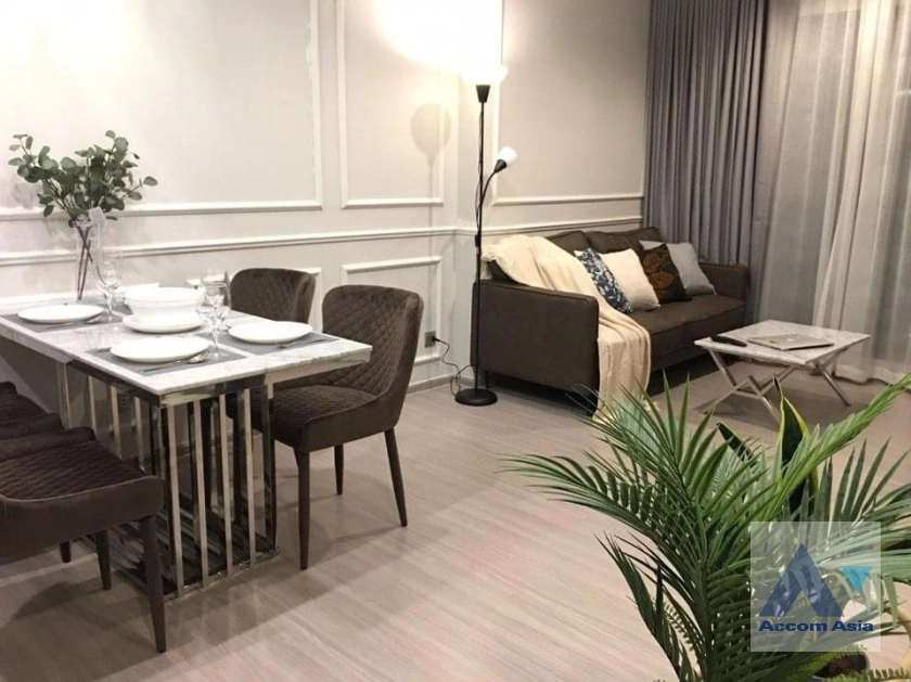 unit 2 Bedrooms  Condominium For Rent in Phaholyothin, Bangkok  near MRT Rama 9 (AA40404)