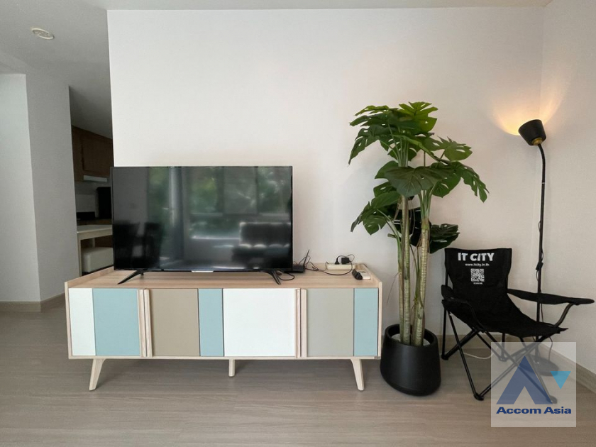 unit 2 Bedrooms  Condominium For Rent in Sukhumvit, Bangkok  near BTS Ekkamai (AA40417)
