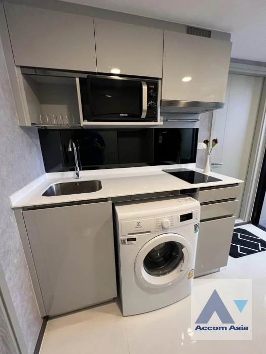 5  1 br Condominium For Rent in Phaholyothin ,Bangkok BTS Phahon Yothin 24 at KnightsBridge Space Ratchayothin AA40438