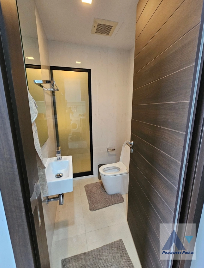 12  1 br Condominium For Rent in Ratchadaphisek ,Bangkok MRT Rama 9 - MRT Thailand Cultural Center at Ivy Ampio AA40442