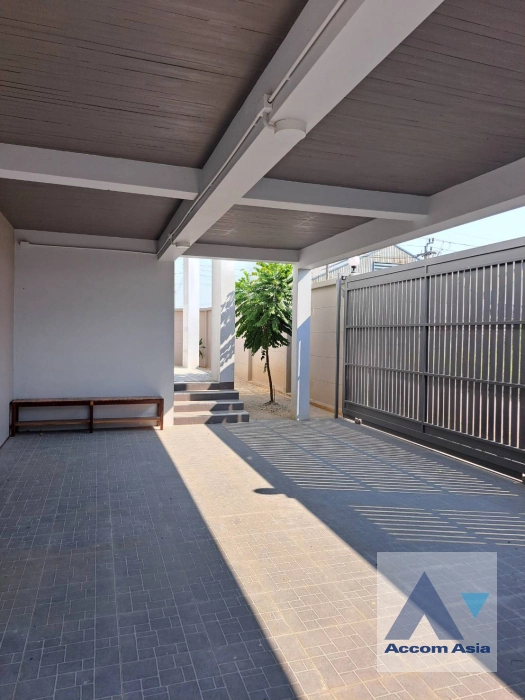 29  4 br House For Rent in Pattanakarn ,Bangkok  AA40443