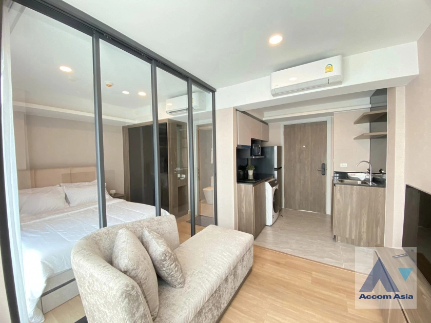  1  1 br Condominium for rent and sale in Ratchadaphisek ,Bangkok MRT Phetchaburi - ARL Makkasan at LLOYD Soonvijai-Thonglor AA40455