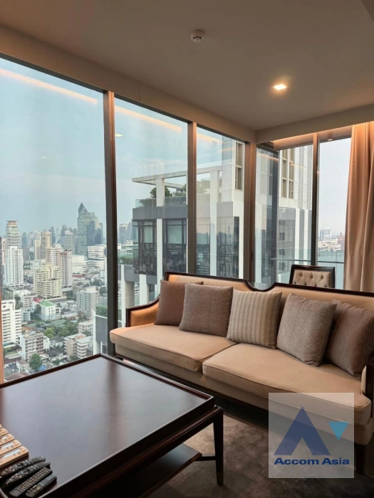  3 Bedrooms  Condominium For Rent in Sukhumvit, Bangkok  near BTS Asok - MRT Sukhumvit (AA40456)