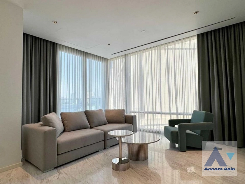  2 Bedrooms  Condominium For Rent in Sathorn, Bangkok  near BTS Saphan Taksin (AA40462)