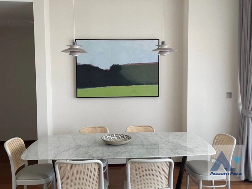 unitFully Furnished |  2 Bedrooms  Condominium For Rent in Sukhumvit, Bangkok  near BTS Phrom Phong (AA40466)