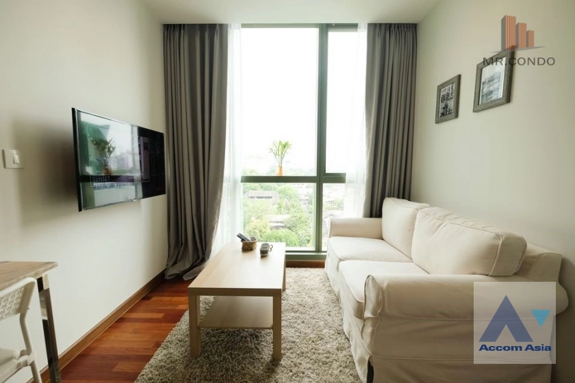  1 Bedroom  Condominium For Rent in Phaholyothin, Bangkok  near BTS Ratchathewi (AA40470)