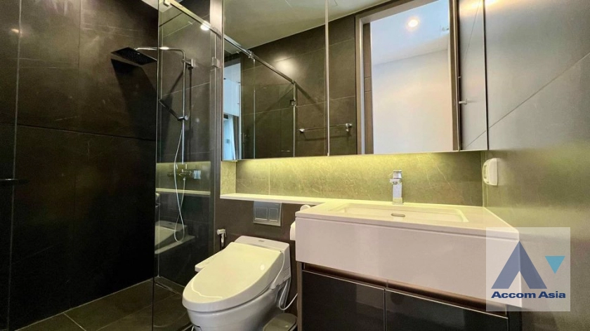 10  1 br Condominium For Rent in Ratchadaphisek ,Bangkok BTS Asok - MRT Phetchaburi - ARL Makkasan at The Esse At Singha Complex AA40471